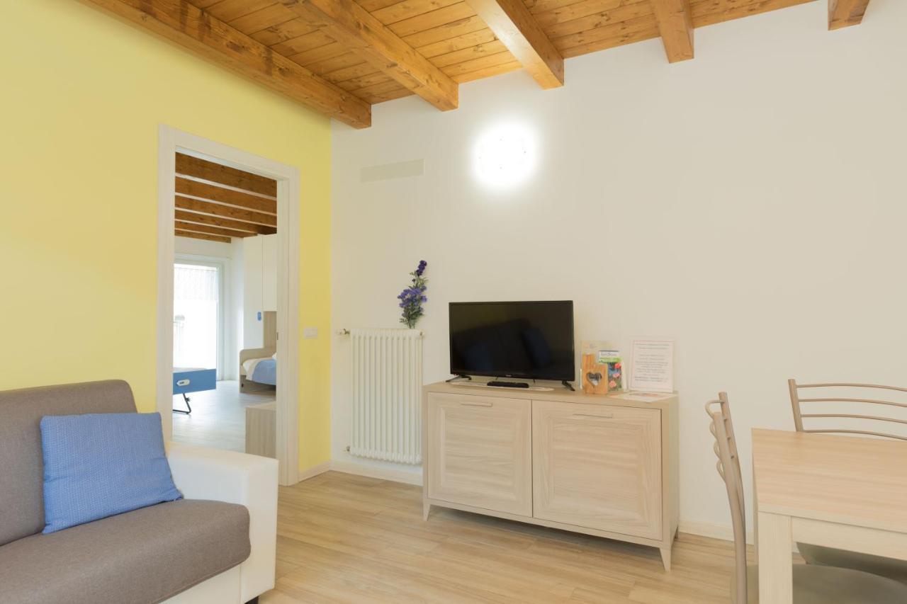 דירות קוליקו Residenze Lariane מראה חיצוני תמונה