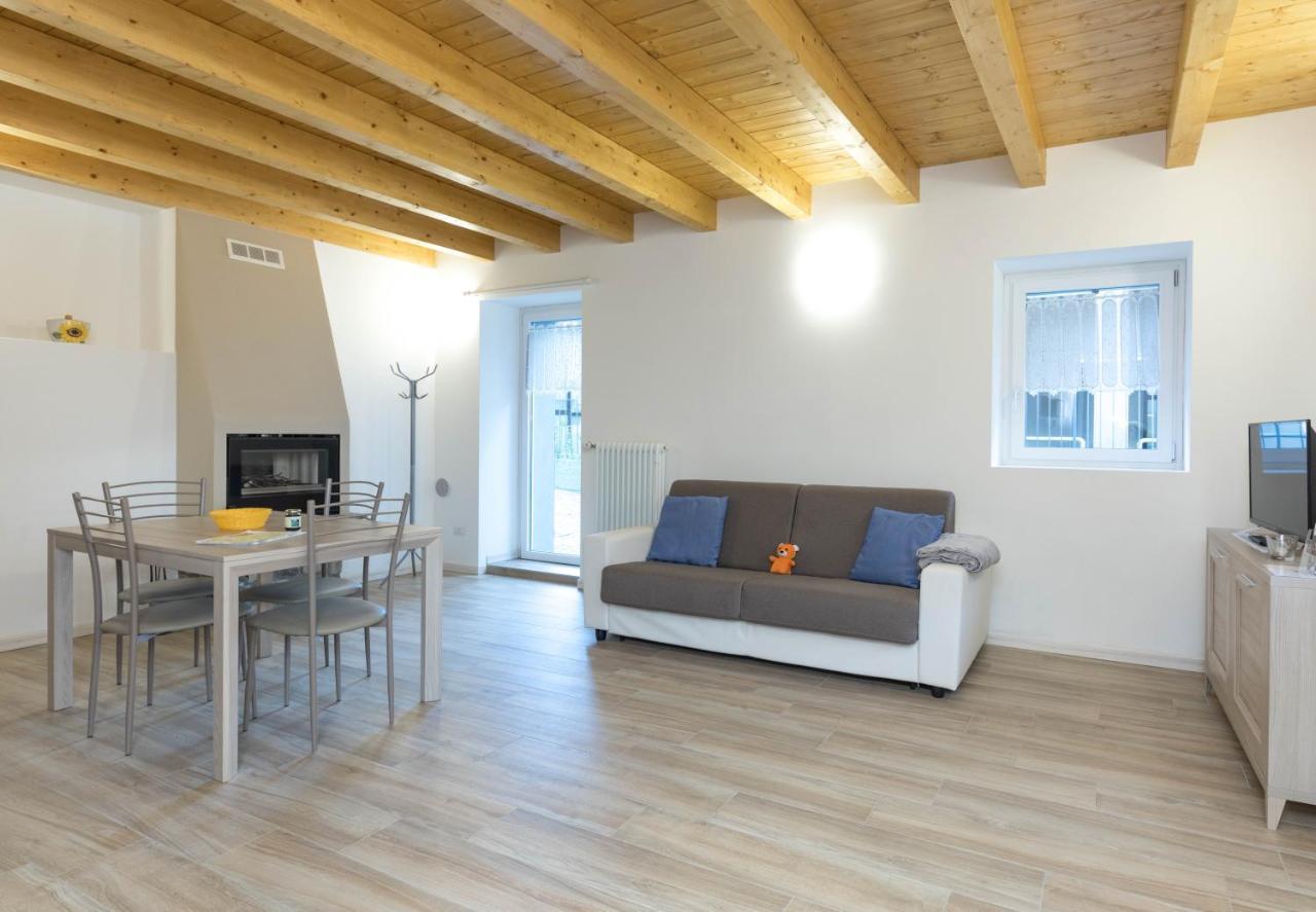 דירות קוליקו Residenze Lariane מראה חיצוני תמונה